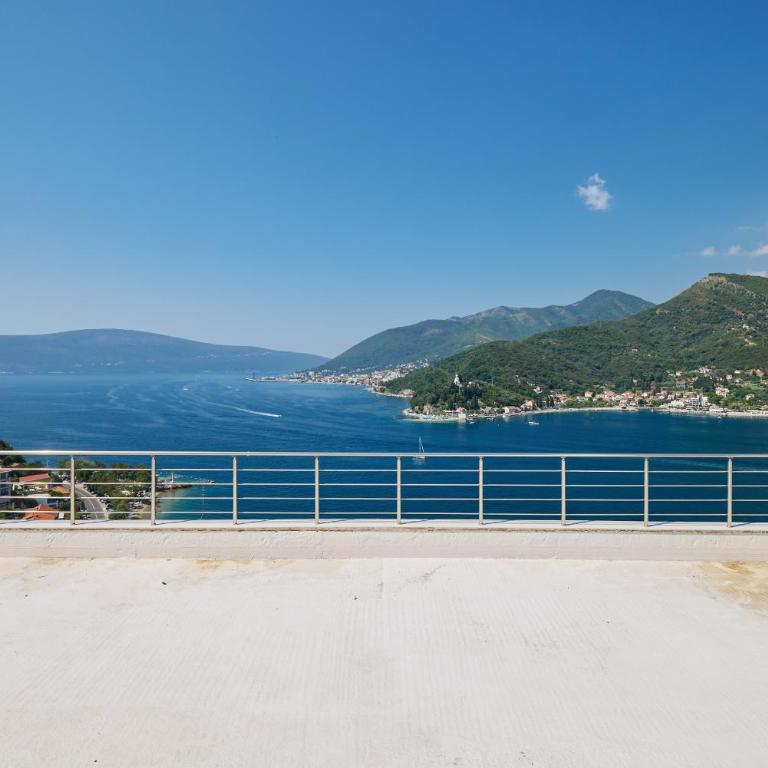 Villa Bojana - Penthouse Apartment - 13