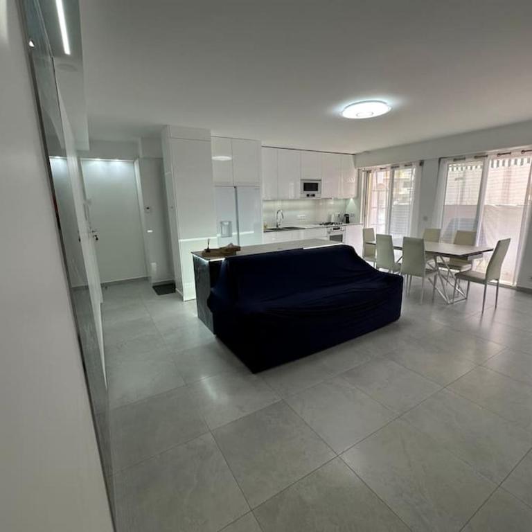Impeccable 3 pièces 80m2 double balcons,proche mer Juan les pins proche Cannes - Apartamento de 2 dormitorios - 5