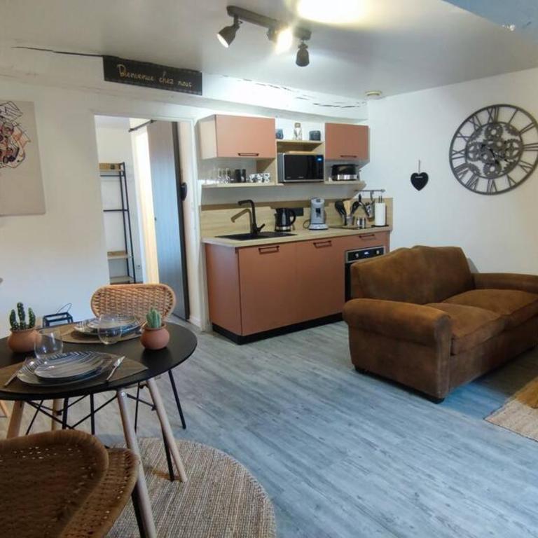 Le Joli’Mans, appartement refait à neuf, entièrement équipé, pour 2 personnes, proche quartier historique et centre - Appartement 1 Chambre - 10