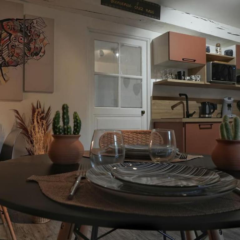 Le Joli’Mans, appartement refait à neuf, entièrement équipé, pour 2 personnes, proche quartier historique et centre - Appartement 1 Chambre - 8