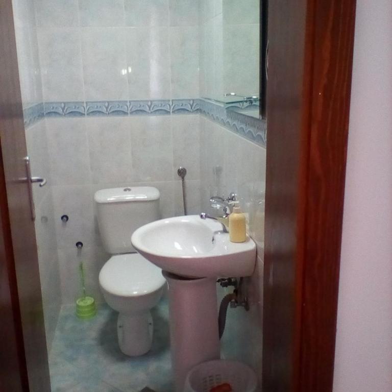 Vila Tamara Apartmani - Dvokrevetna Soba sa Bračnim Krevetom - 2