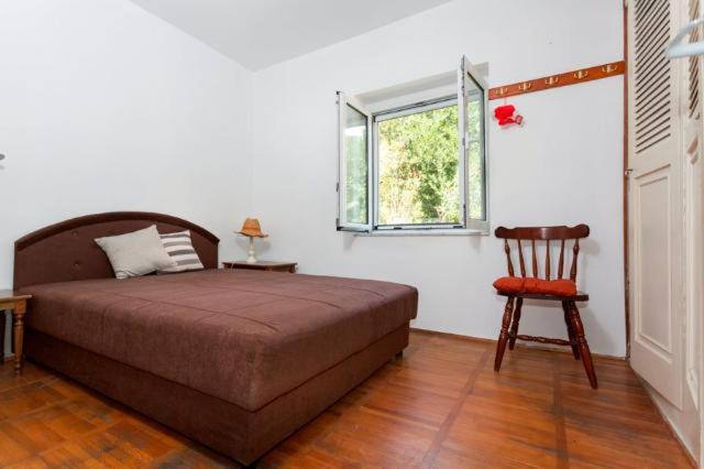 Vila Tamara Apartmani - Kuća sa 2 Spavaće Sobe - 3