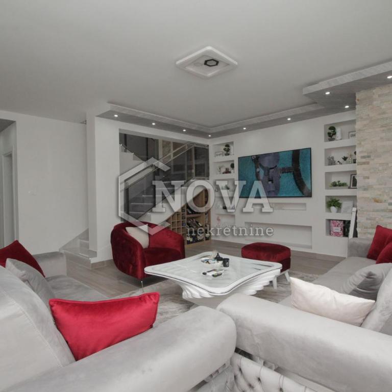 Vila Mikeli - Three-Bedroom Villa - 32