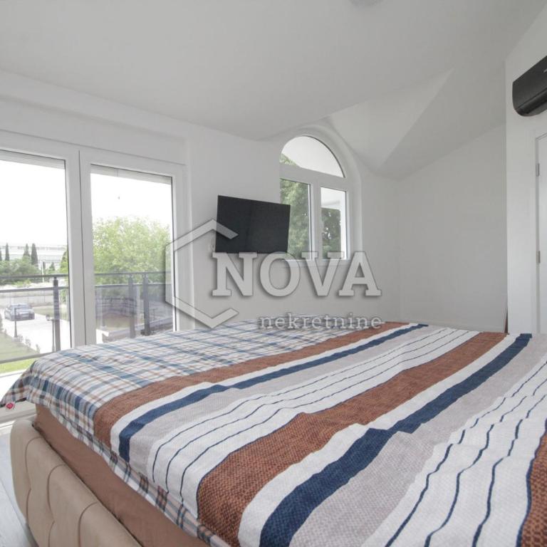 Vila Mikeli - Three-Bedroom Villa - 17