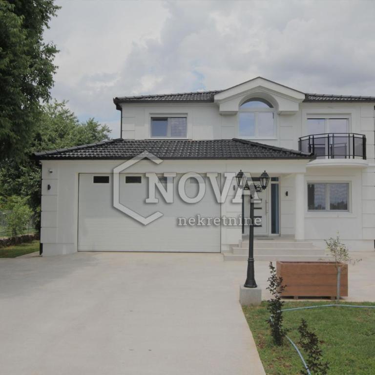 Vila Mikeli - Three-Bedroom Villa - 42