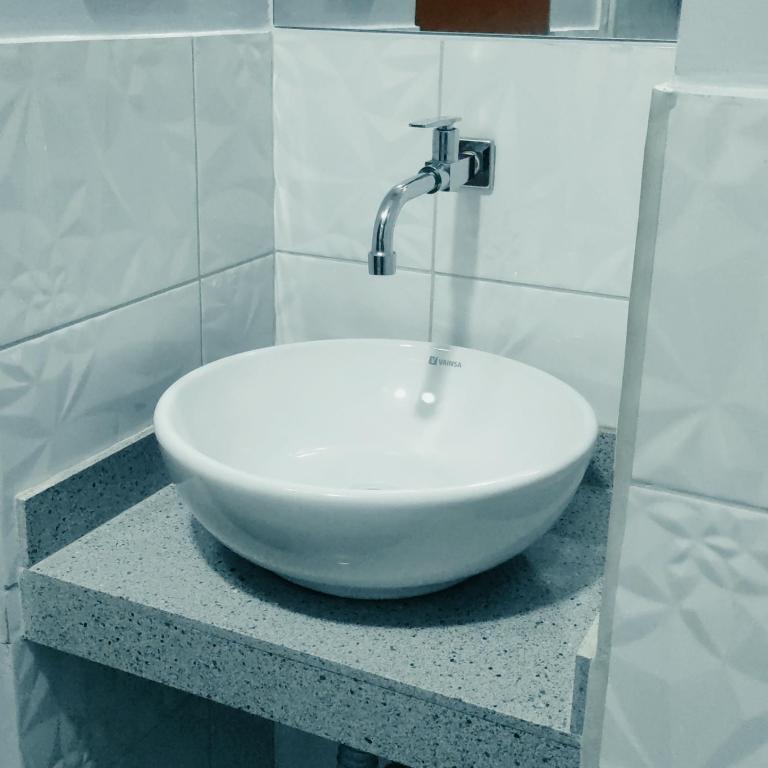 HOTEL LA BELLA Y EL LEON - Double Room with Balcony - 1