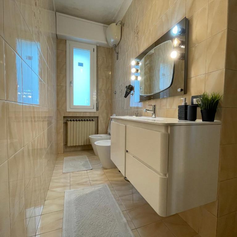 Eva Capital Guest House - Camera Matrimoniale - 5