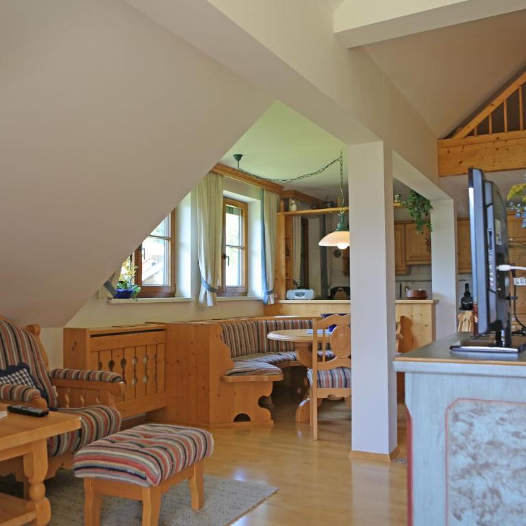 Appartementhaus Wehrenfennig - Apartment Dachstein - 1