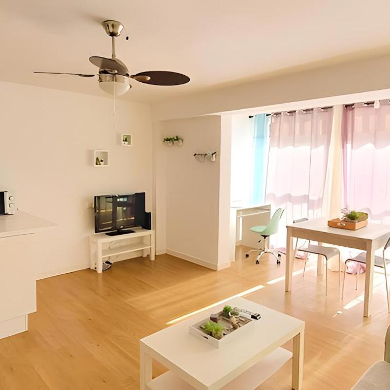 Apartamento primera línea con acceso privado a la playa - Apartamento de 1 dormitorio - 4