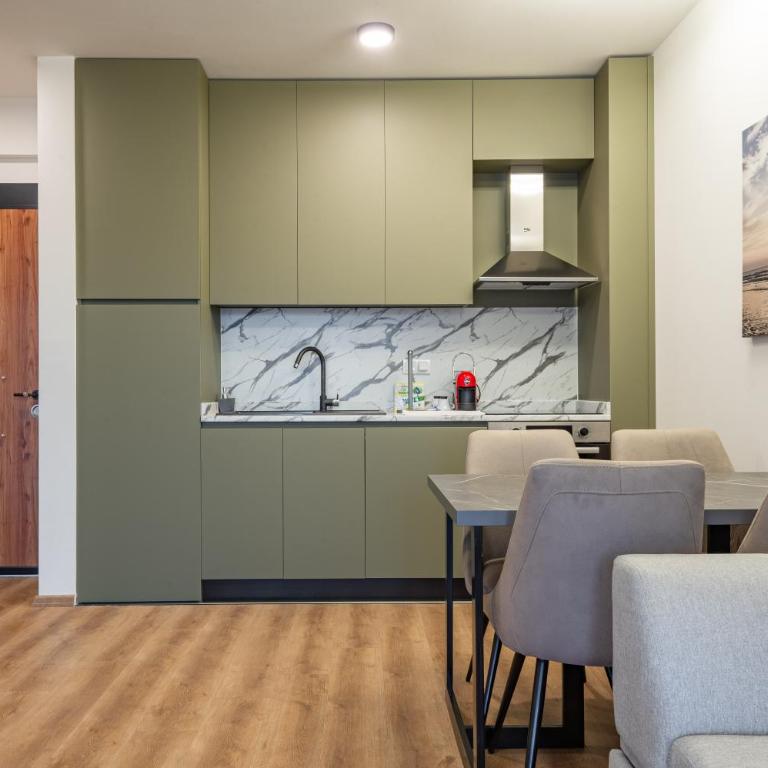 Dulamerovic Hotel - Apartman sa Balkonom - 19