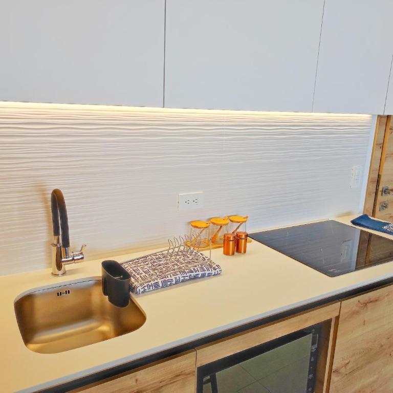 Charming Studio Quito Carolina Coliving Ecuador - One-Bedroom Apartment - 8