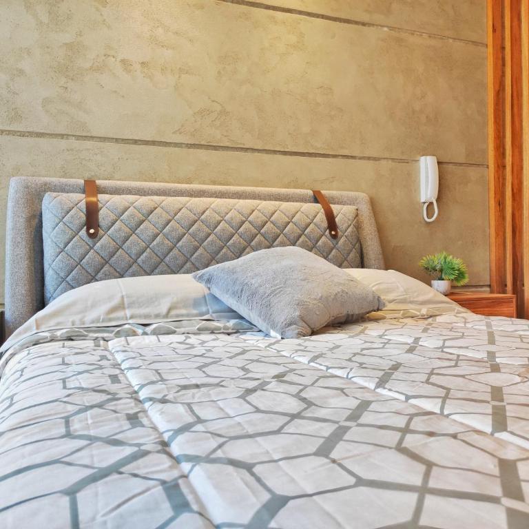 Charming Studio Quito Carolina Coliving Ecuador - One-Bedroom Apartment - 5