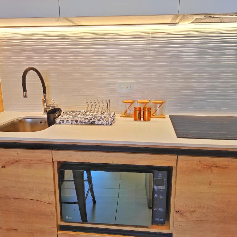 Charming Studio Quito Carolina Coliving Ecuador - One-Bedroom Apartment - 17