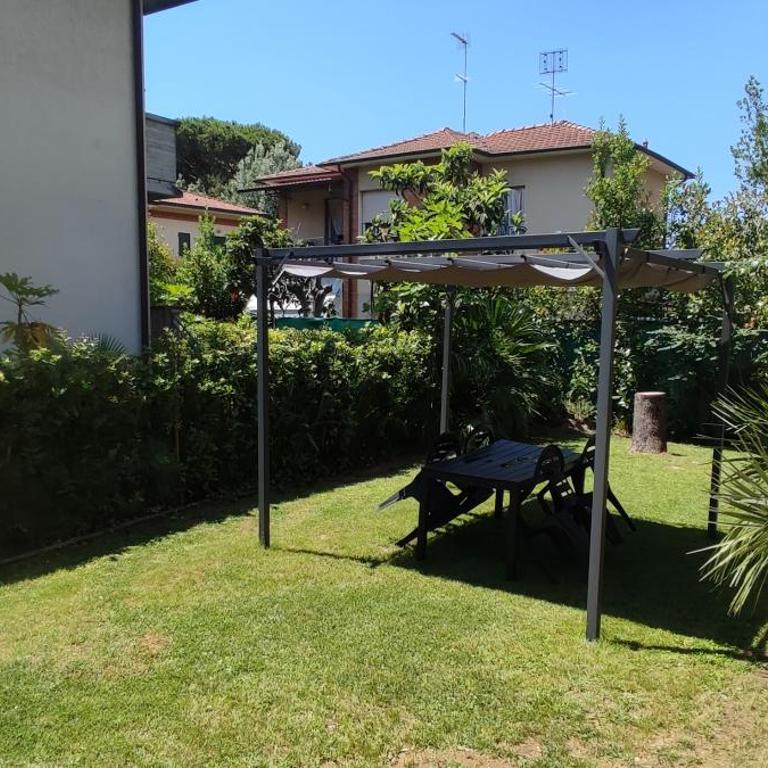 Beach House Garden, 300m dal mare, wifi, bici, giardino privato, clima - Apartamento de 2 dormitorios - 32