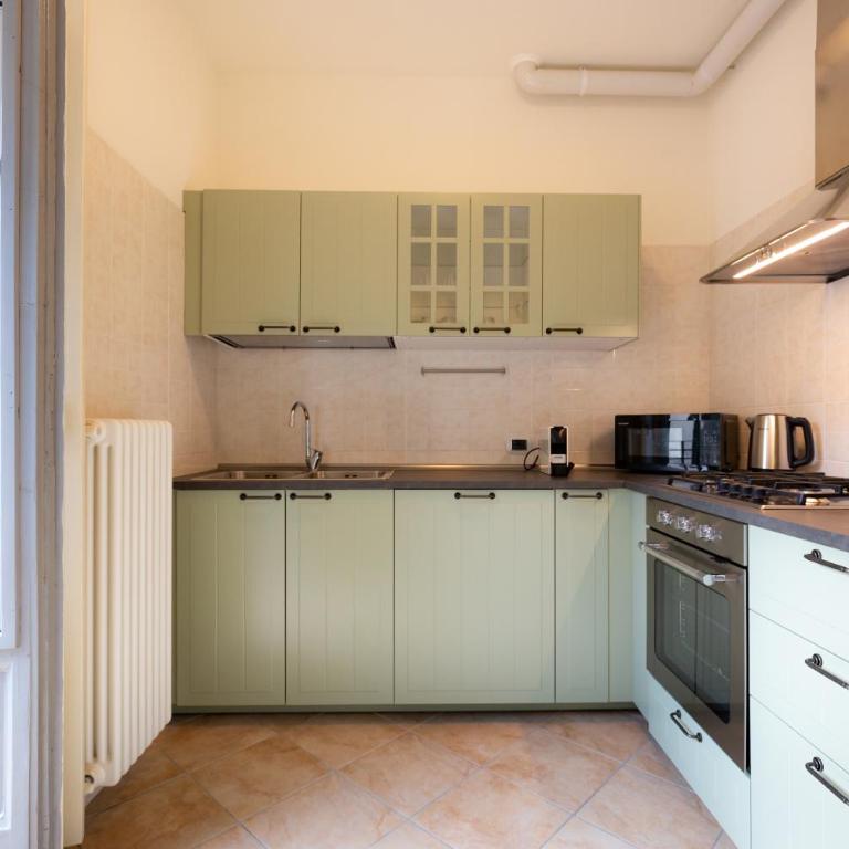 Porta Torre Como Apartment - By Relais Di Giada - Two-Bedroom Apartment - 10