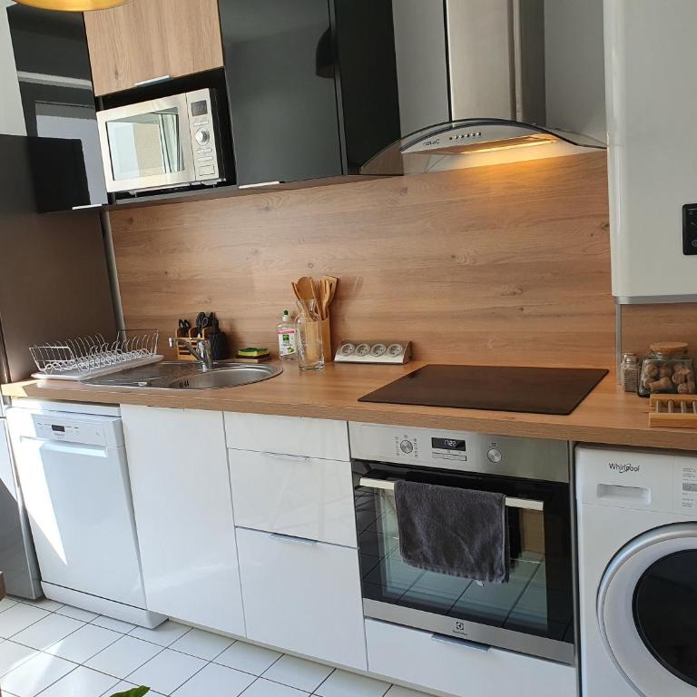 Magnifique appartement avec garage privé et terrasse - Appartamento con 1 Camera da Letto - 8