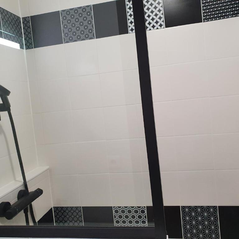 Magnifique appartement avec garage privé et terrasse - Appartamento con 1 Camera da Letto - 15