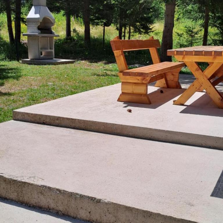 Planinska kuća - Three-Bedroom House - 14