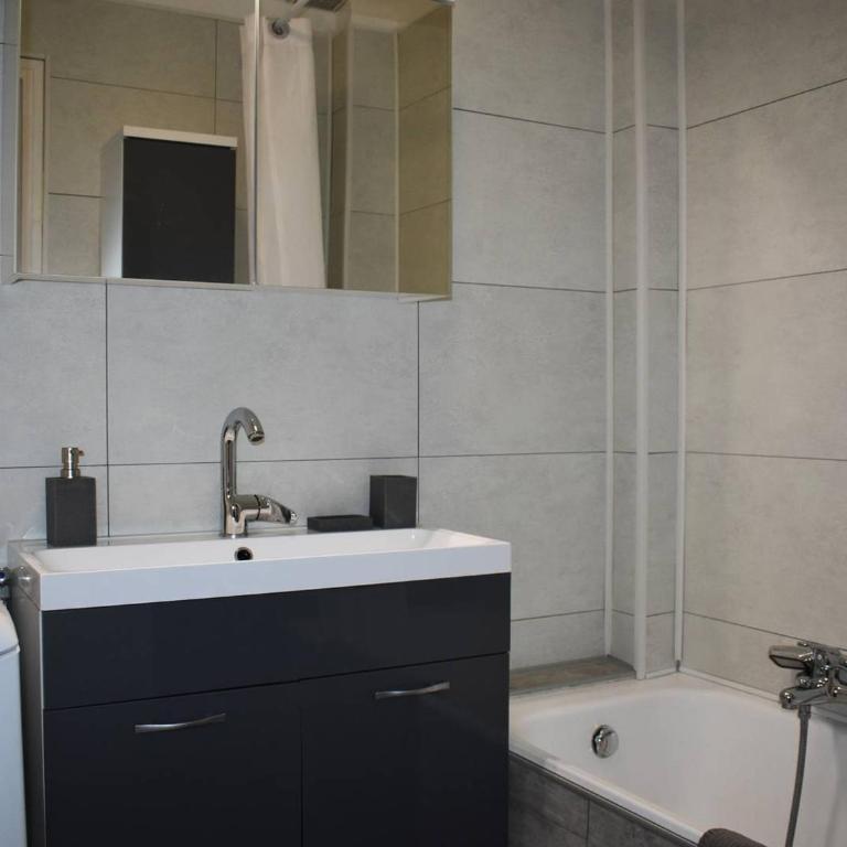 Spacieux T3 proche centre-ville Font-Romeu - Appartement 2 Chambres - 8