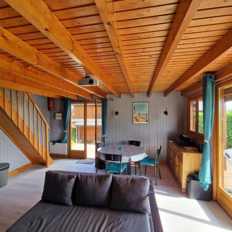 Chalet 6 pers avec piscine - Chalet 3 Chambres - 2