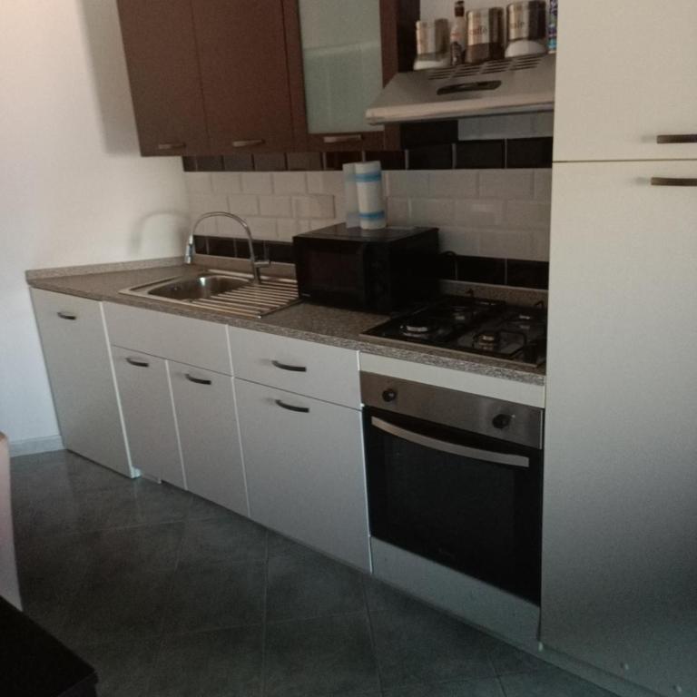 King Suite - Intera Suite vicino Aeroporto e Fiera di Roma - Suite Superior King - 15