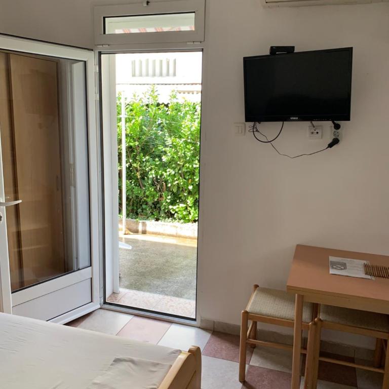 Anita Guest House - Apartment - Ground Floor - 9