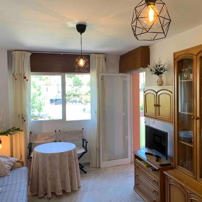 Acogedor apartamento con 3 piscinas en primera línea de playa - Apartamento de 2 dormitorios - 1