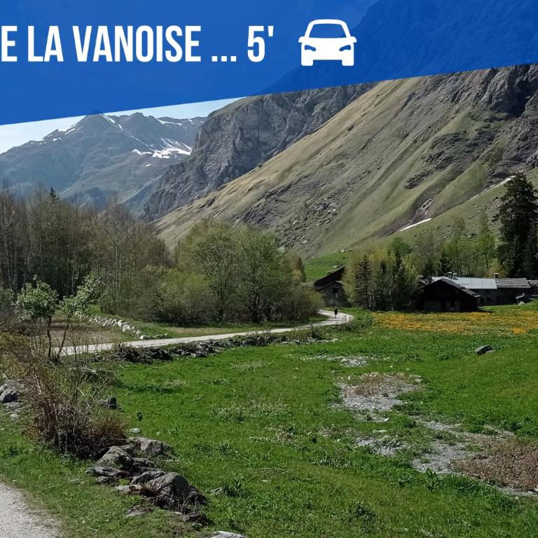 Élégant et Moderne avec Vue Montagne au Coeur de Paradiski - Garage - 8pers - 90m2 - Sabaudinha - Appartement 3 Chambres - 37