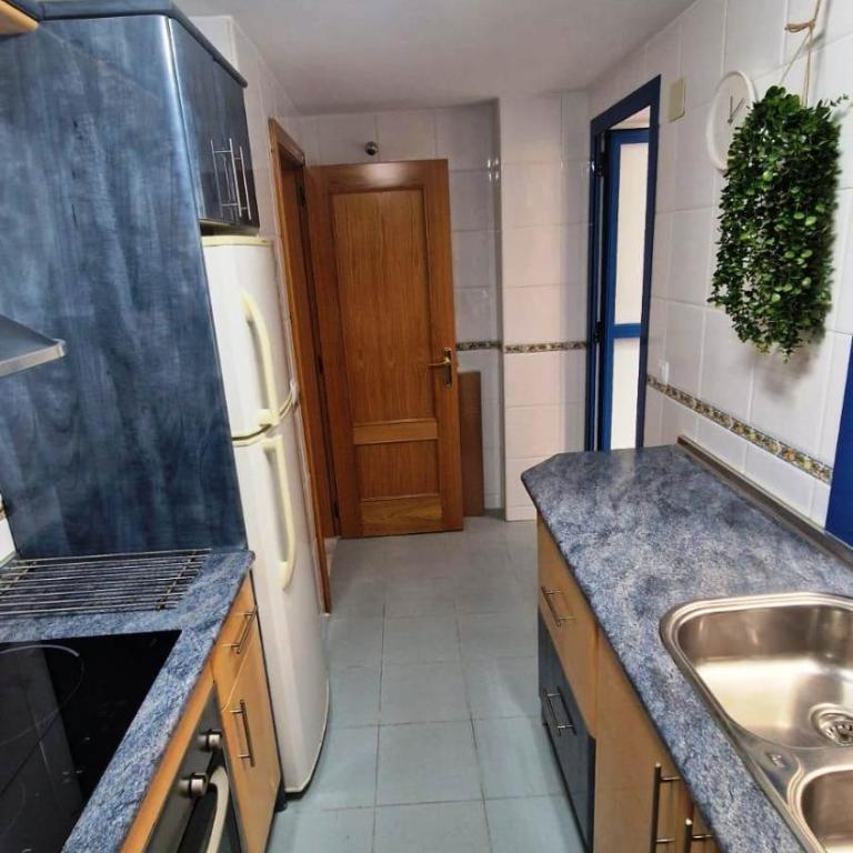 Centro y playa - Apartamento de 2 dormitorios - 46