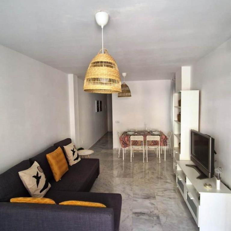 Centro y playa - Apartamento de 2 dormitorios - 57