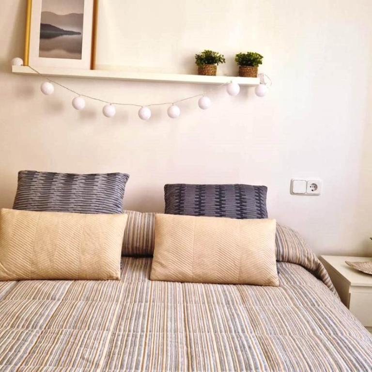 Centro y playa - Apartamento de 2 dormitorios - 60