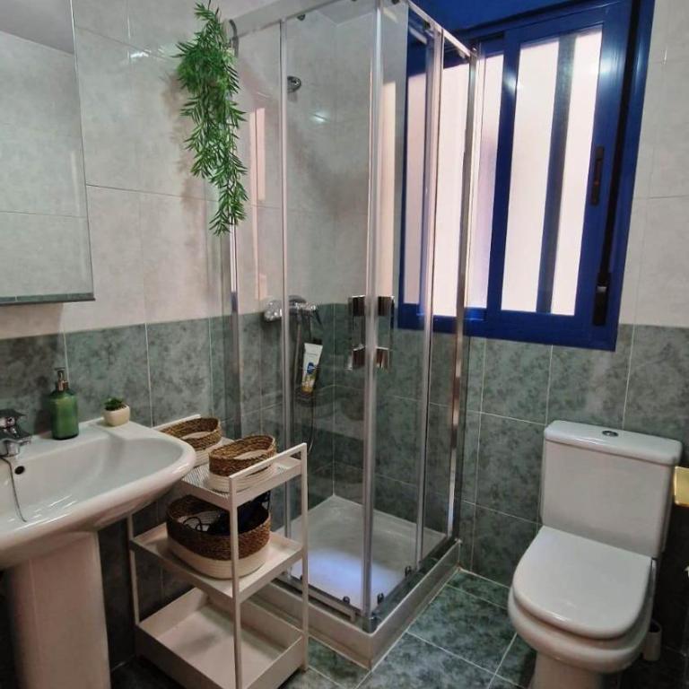 Centro y playa - Apartamento de 2 dormitorios - 61