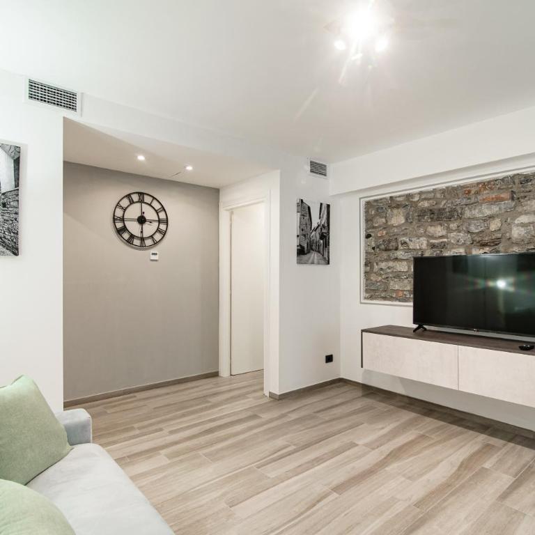 Olimpia by "The House Of Travelers" - One-Bedroom Apartment - 14