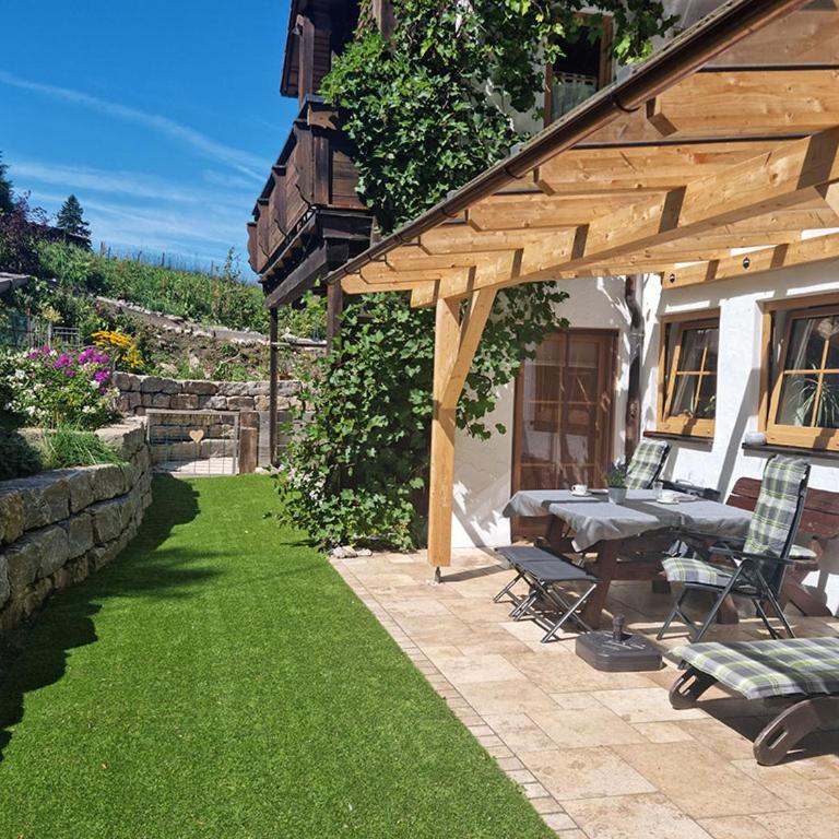 Villa im Wald - Apartment mit Gartenblick - 1
