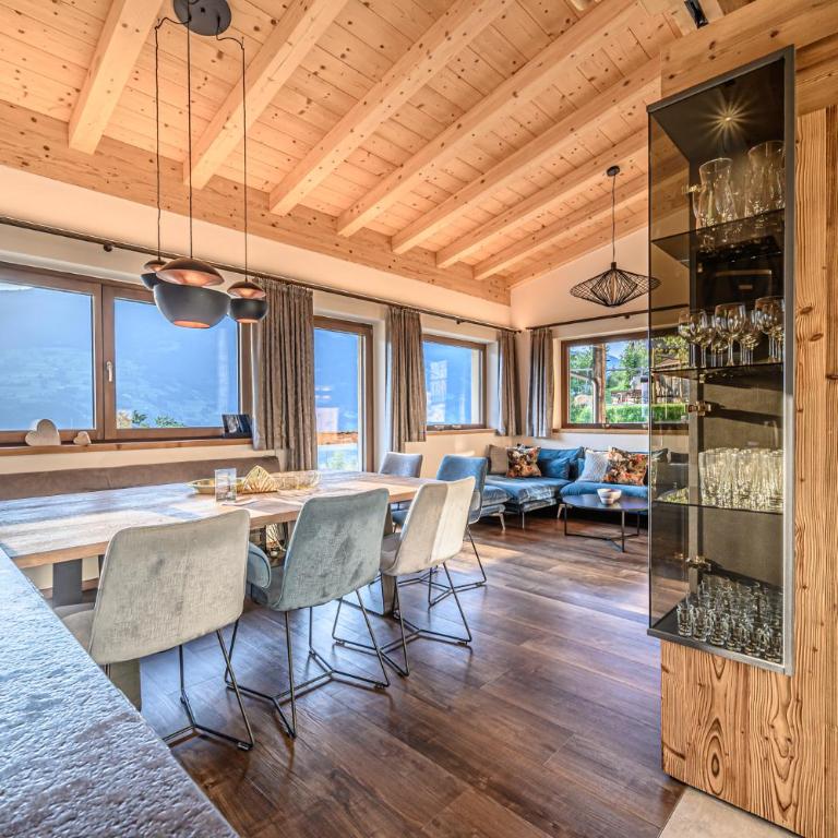 Chalets & Apartments Wachterhof - Deluxe Chalet mit 4 Schlafzimmern, Whirlpool und Sauna - 3