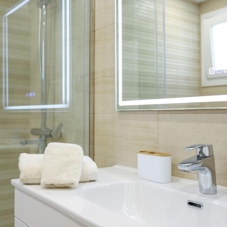 Luxury with pool view - Playa Real beachfront - Apartamento con vistas a la piscina - 23
