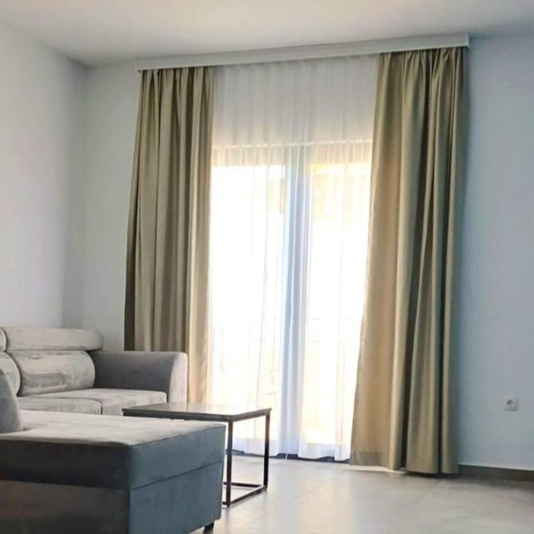 Apartments Montenegro Hills Ulcinj - Porodična Soba sa Balkonom - 6