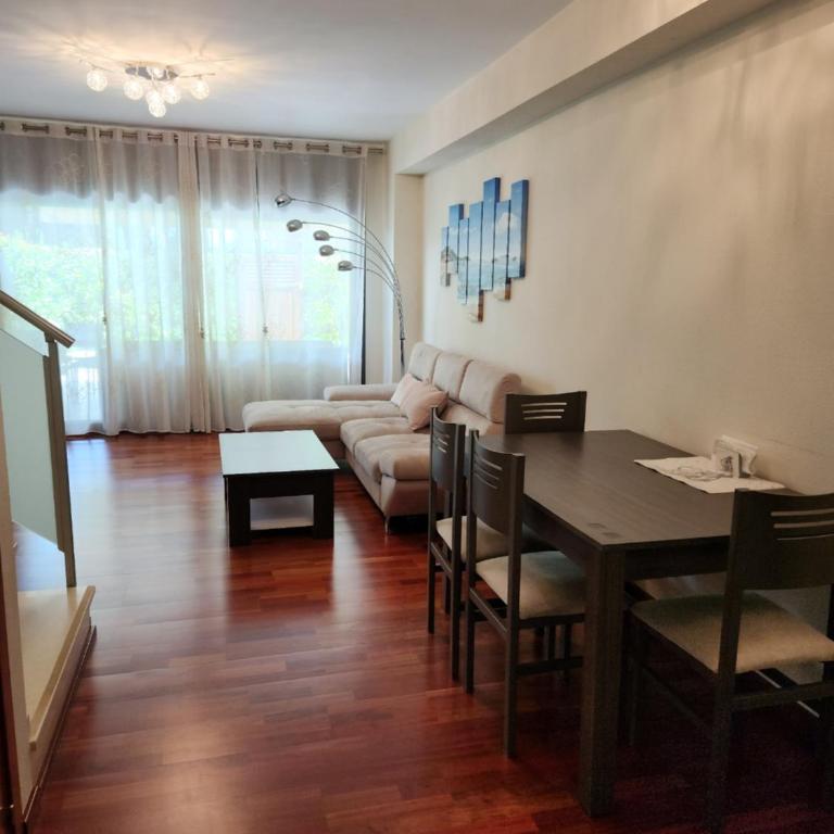 Chalet Sol Park - Three-Bedroom House - 2