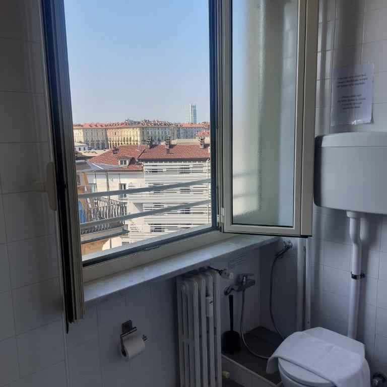 IL Cielo Sopra Torino - Triple Room with Private Bathroom - 11