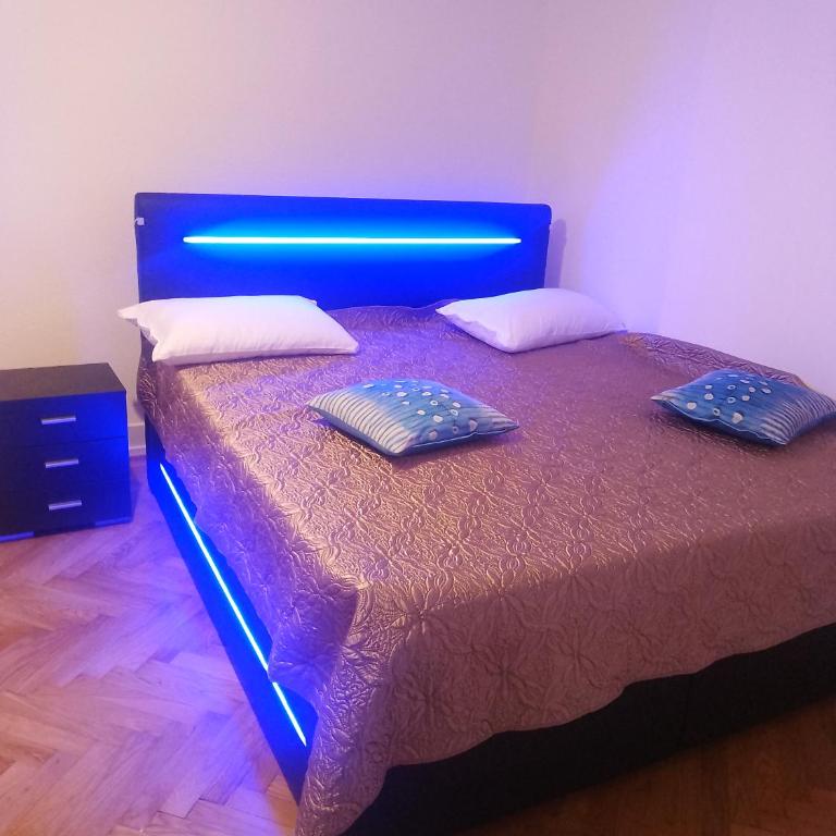 Charming flat center and near the lake - Chambre Familiale avec Salle de Bains - 2