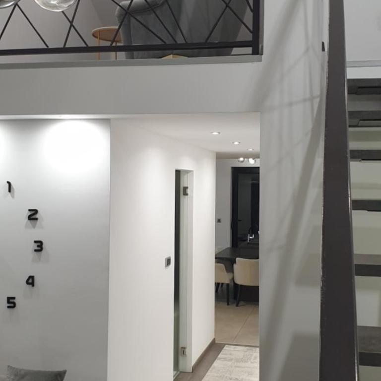 Central Maisonette - Apartman sa 1 Spavaćom Sobom - 15
