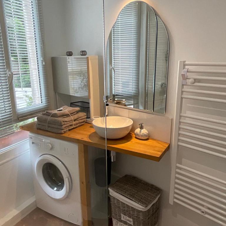 Petite Bulle - One-Bedroom Apartment - 14