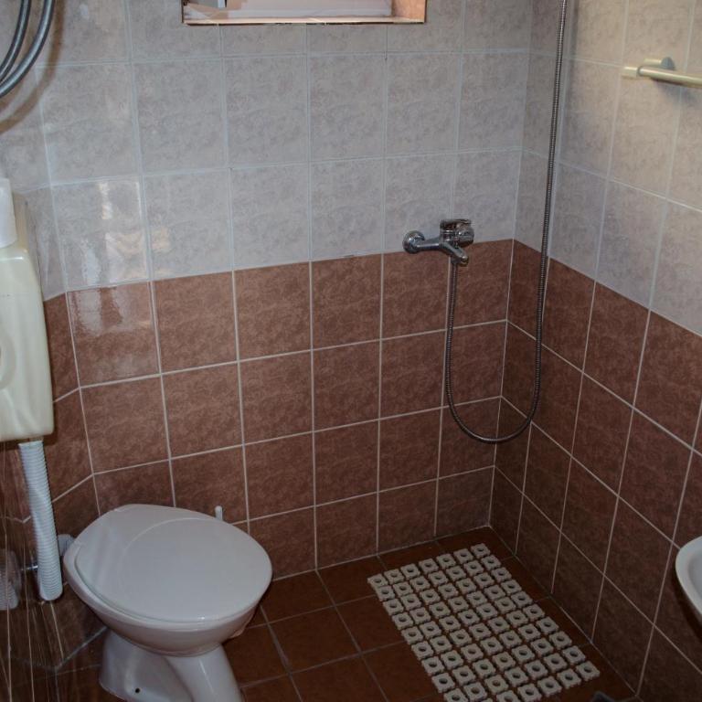 Apartments Lazarević Sutomore - Dvokrevetna Soba sa Zasebnim Krevetima - 10