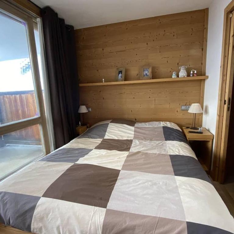 Alpe d'Huez Houses - Chez Julie - Chalet des Roches - Duplex, SUR les pistes de 3 chambres ! - Apartment mit 3 Schlafzimmern - 2