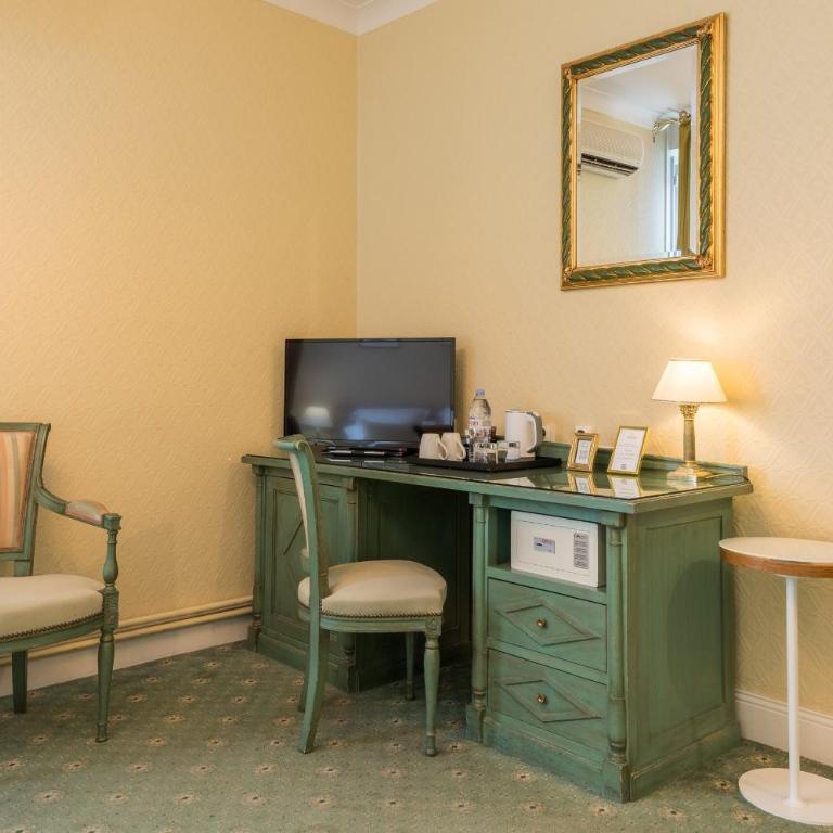 Grand Hôtel Des Templiers - Chambre Double Standard - 19