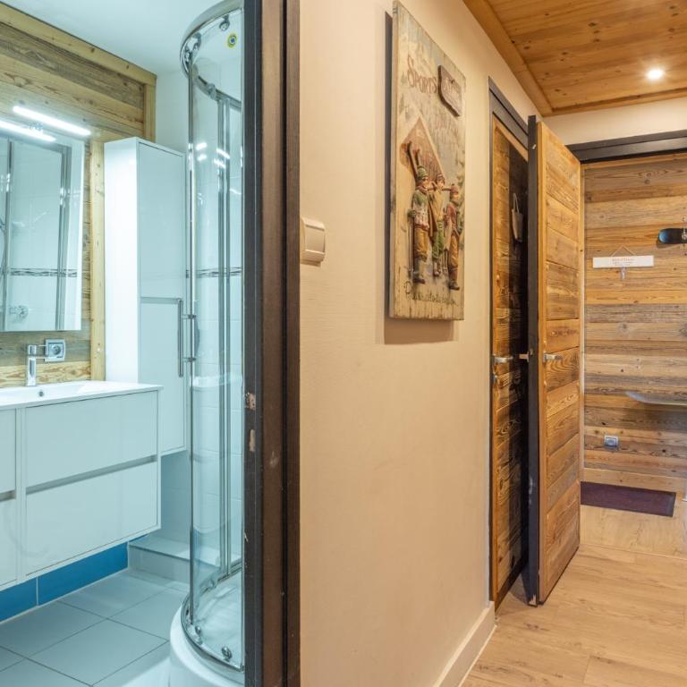 Alpe d'Huez Houses - Chez Val - Magnifique 62m2 pour 6 avec vue montagne splendide - Les Chances - Appartamento con 2 Camere da Letto - 14