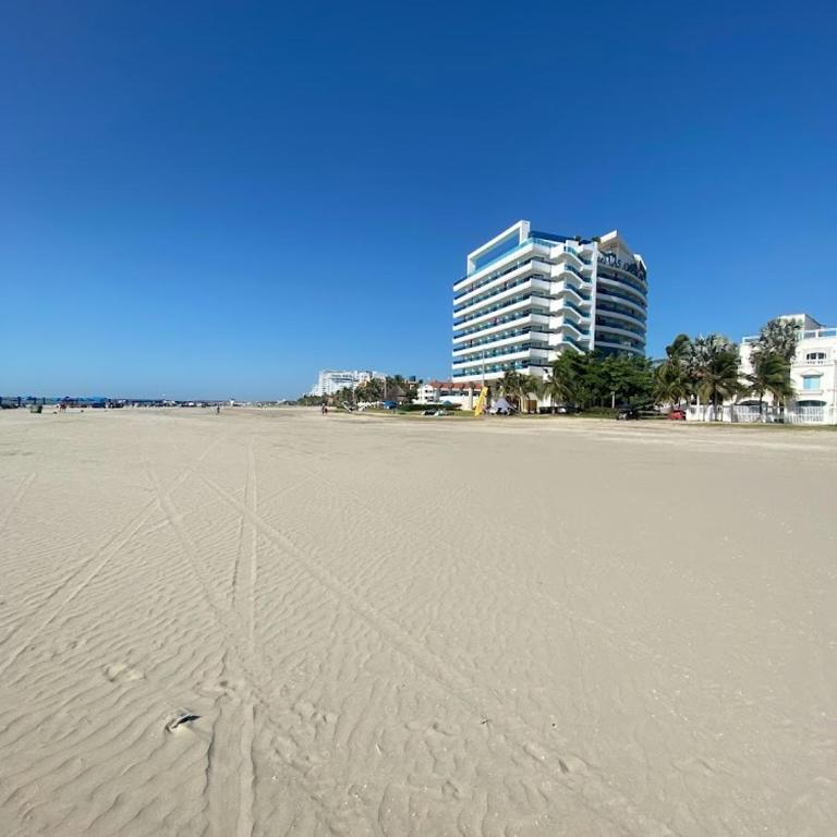 Penthouse vista panoramica frontal al mar 450 mts2 - Apartamento - 42