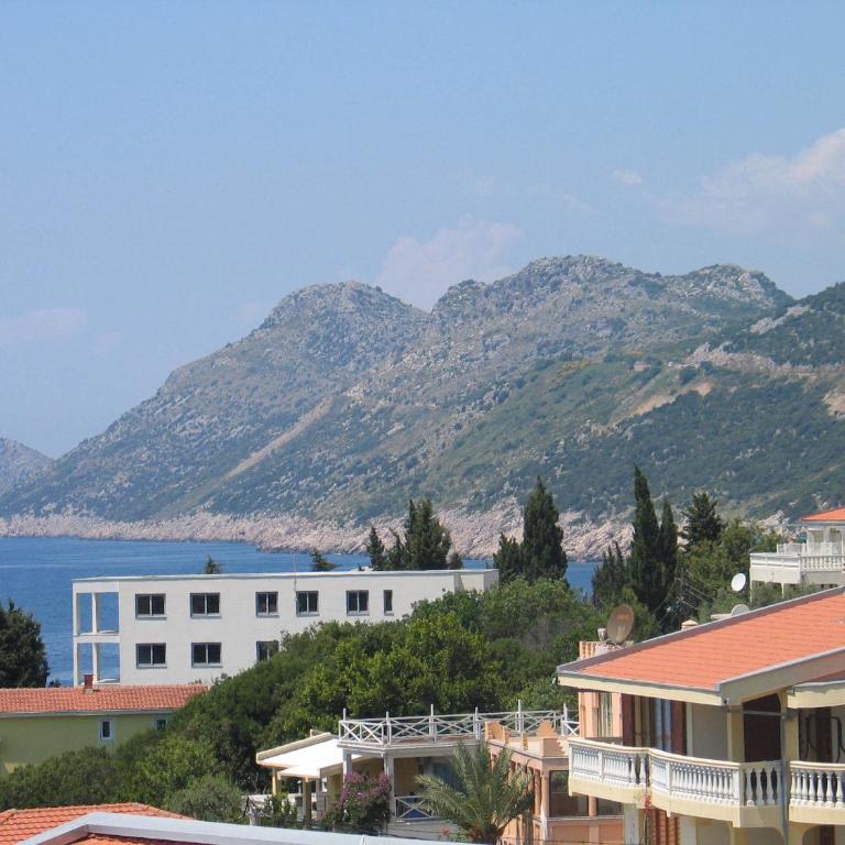 Guest House Dena - Studio with Balcony - 6