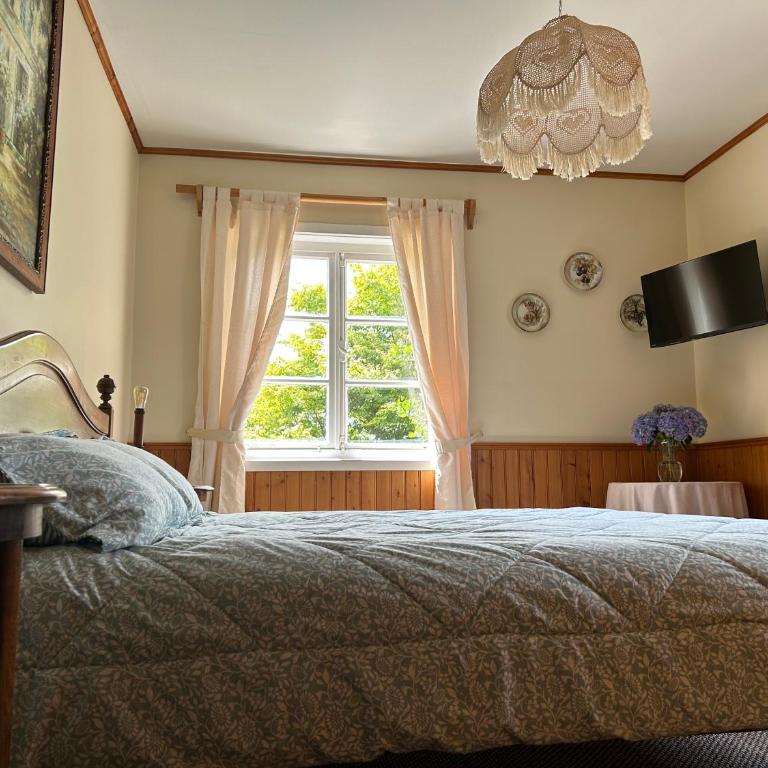 Casa Frau Holle - Quadruple Room with Garden View - 1