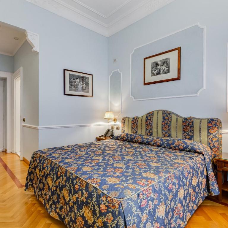 Hotel Cellini - Camera Tripla - 4